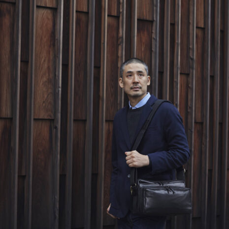 ARTISAN & ARTIST | GCAM 1000 | LEATHER SHOULDER BAG ARTISAN & ARTIST | GCAM 1000 | LEATHER SHOULDER BAG